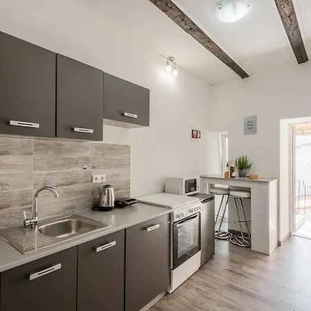 Anni Apartment Pula