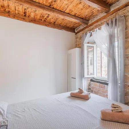 Apartment Anni Pula